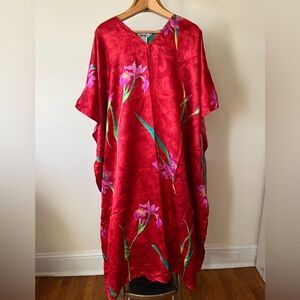 Vintage Red Floral Kaftan Dress